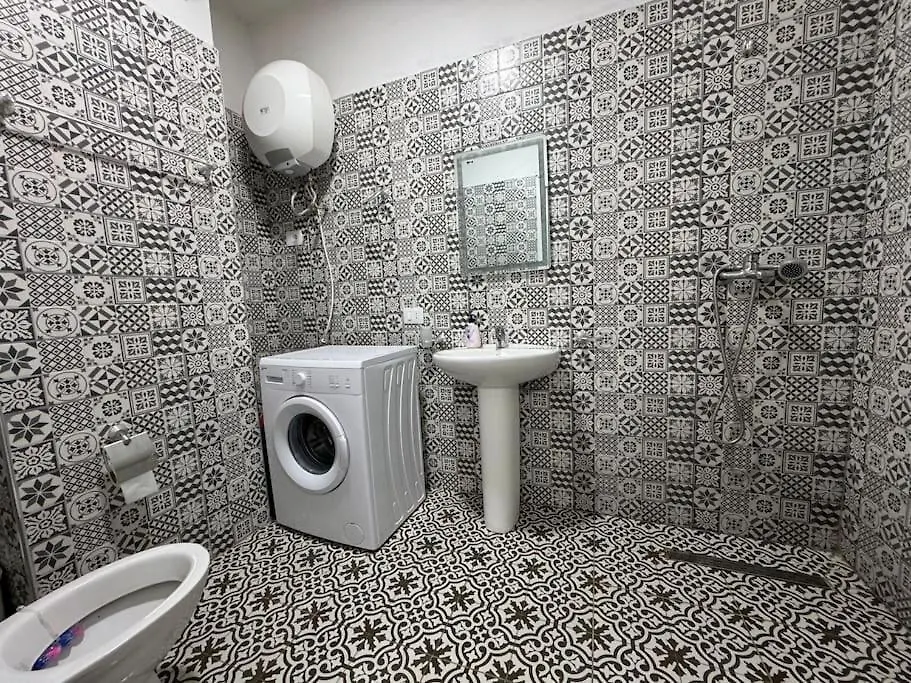 Mateo Apartments Vlorë 0*,